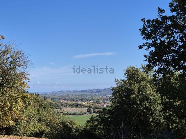 Casa in vendita a Colli al Metauro, Marche