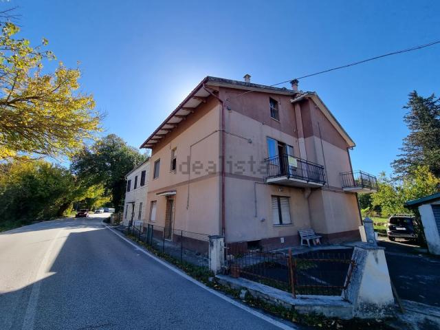 Casa in vendita a Zona industriale Corridonia, Marche
