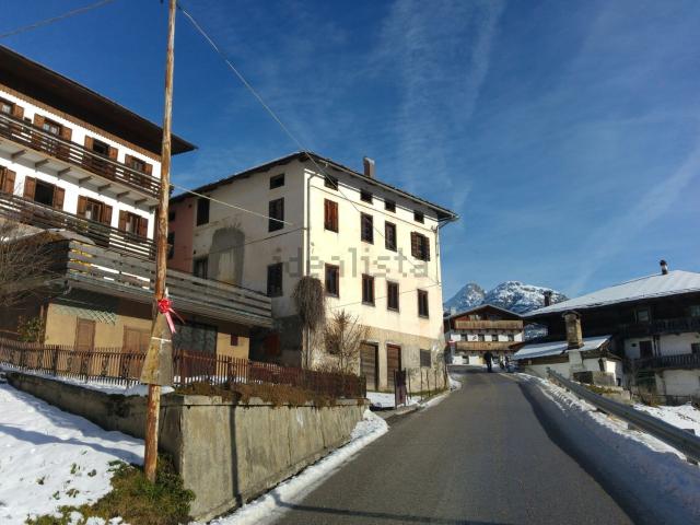 Casa in vendita a Valle, San Pietro Di Cadore