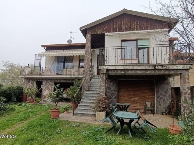 Casa in vendita a Piemonte, Asti