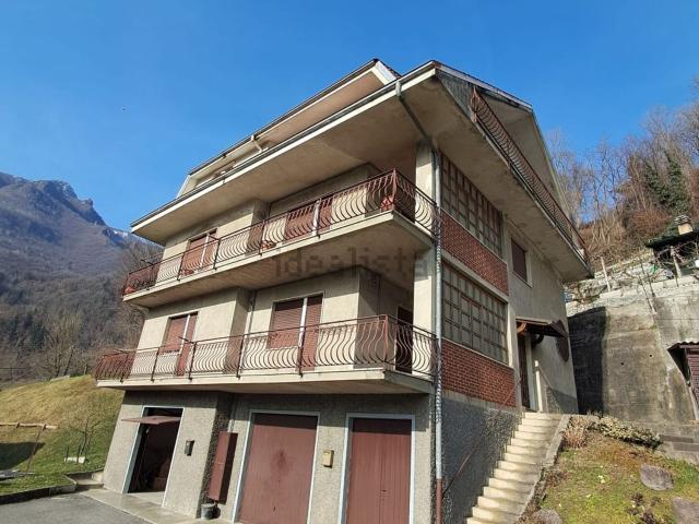 Casa in vendita a Comunità Montana della Valle Brembana, San Giovanni Bianco