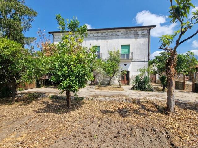 Casa in vendita a Sant'agata De' Goti, Campania