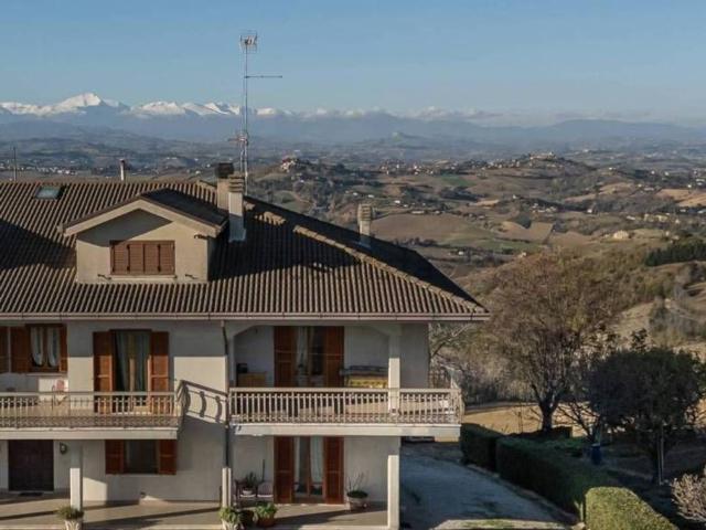 Casa in vendita a Marche, Fermo