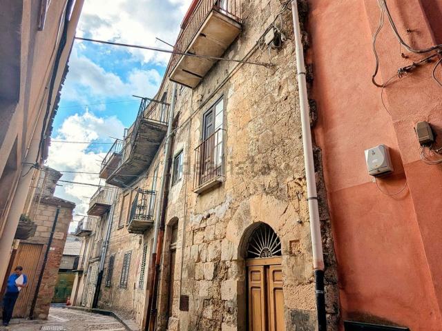 Casa in vendita a Mussomeli, Sicilia