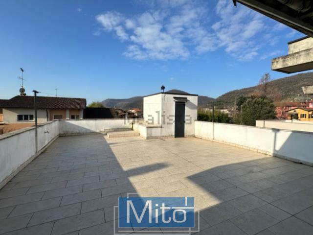 Casa in vendita a Nuvolento, Lombardia