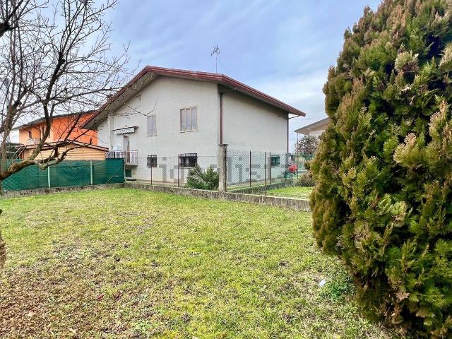 Casa in vendita a Caselle de' Ruffi, Villanova Di Camposanpiero
