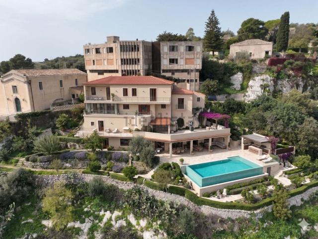 Casa in vendita a Modica Alta, Marina Di Modica