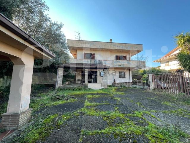 Casa in vendita a Alvignano, Campania
