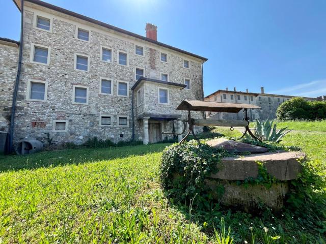 Casa in vendita a Colle Umberto, Veneto