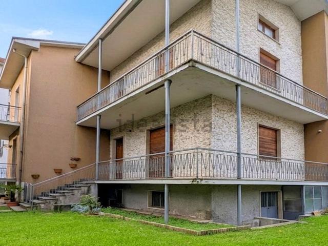 Casa in vendita a Fidenza, Parma