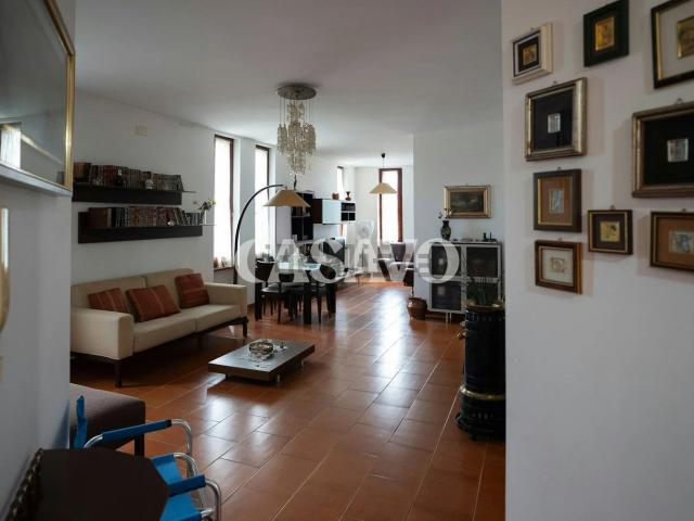 Casa in vendita a Puglia, Bari