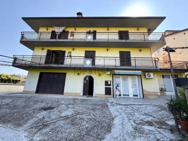 Casa in vendita a Castelfranci, Campania