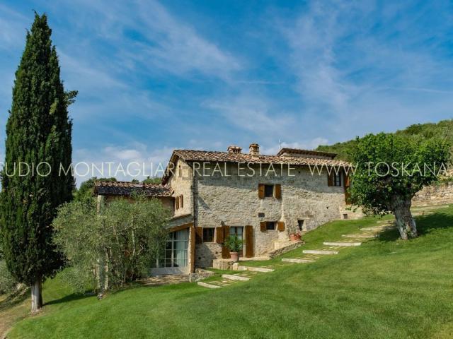 Casa in vendita a Radda In Chianti, Toscana