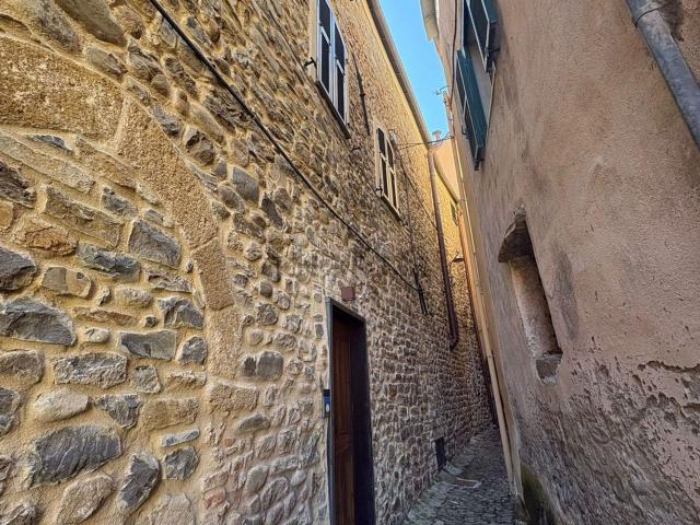 Casa in vendita a Taggia