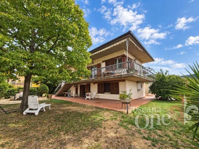 Casa in vendita a Roccastrada, Toscana