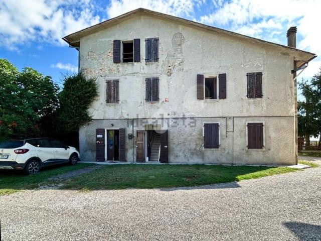 Casa in vendita a Molinella, Reggio Emilia