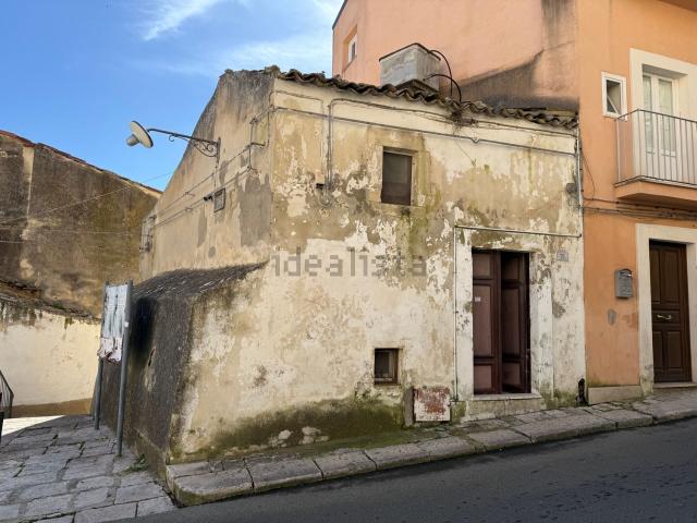 Casa in vendita a Ragusa Ibla, Ragusa