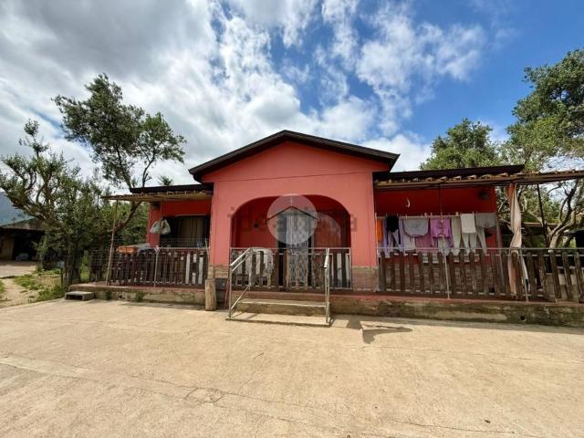 Casa in vendita a Carini, Sicilia