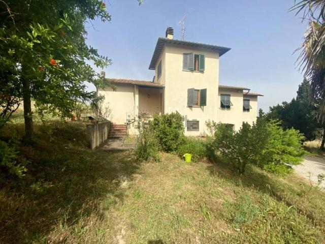 Casa in vendita a Unione dei Comuni Circondario dell'Empolese Valdelsa, Lucardo
