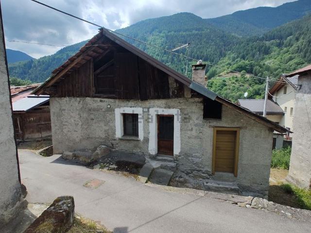 Casa in vendita a Comunità montana della valle Camonica, Temù