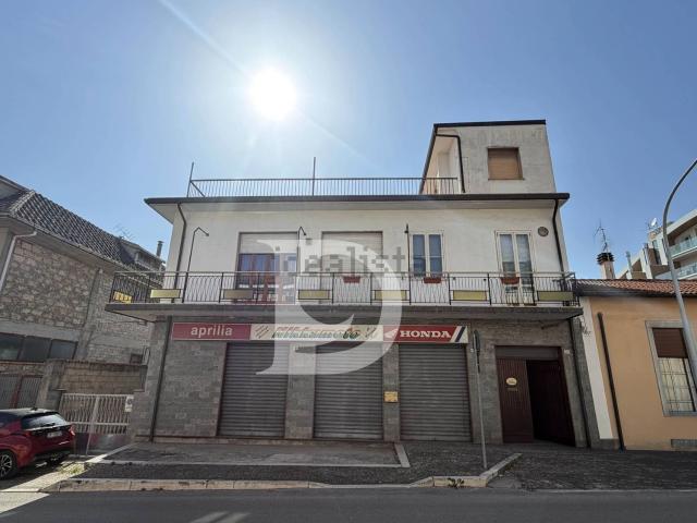 Casa in vendita a Sulmona, Abruzzo