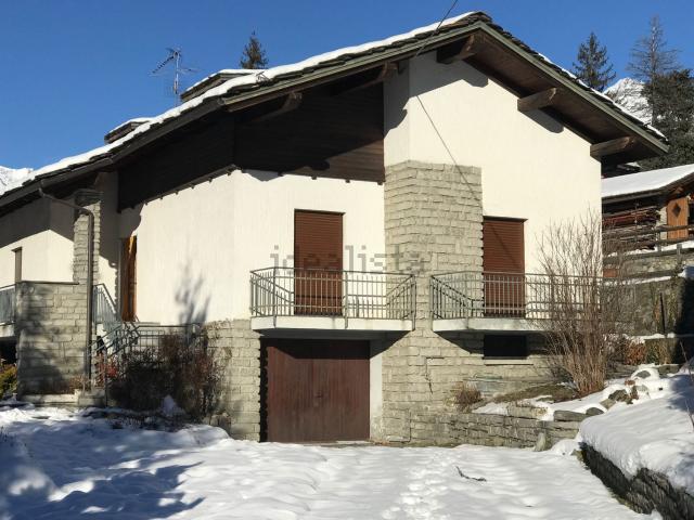 Casa in vendita a La Salle, Aosta
