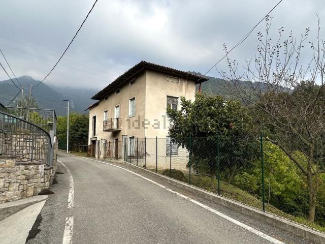 Casa in vendita a Azzonica, Sorisole