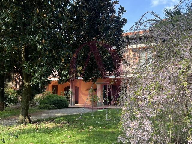 Casa in vendita a Caiello, Gallarate