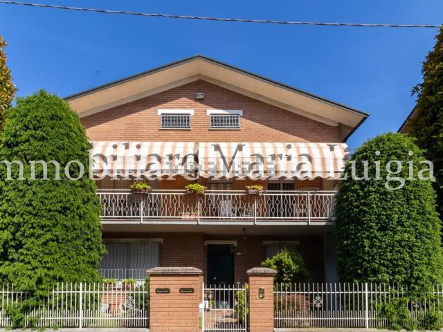 Casa in vendita a Crocetta, Re