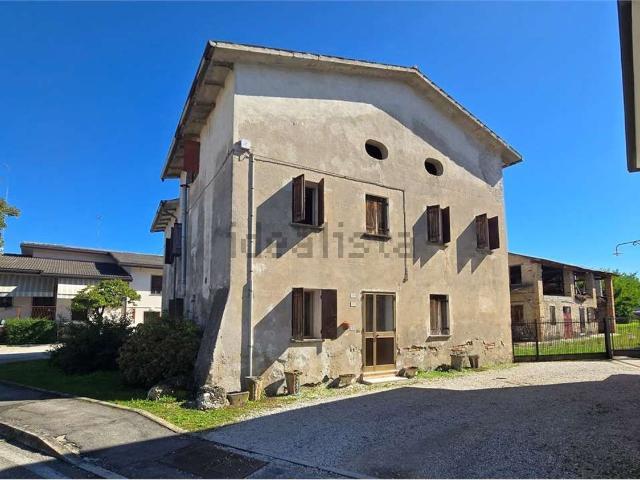 Casa in vendita a Maserada Sul Piave, Veneto