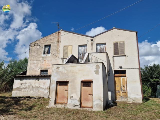 Casa in vendita a Casale, Penne