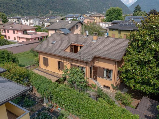 Casa in vendita a Morbegno, Lombardia