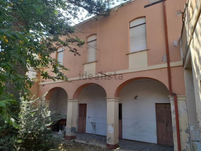 Casa in vendita a Monserrato, Sardigna/Sardegna