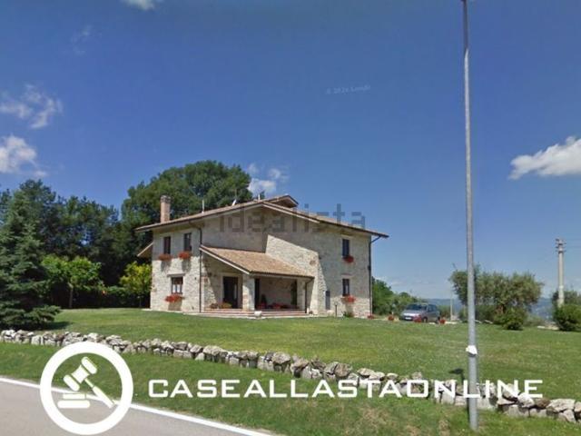 Casa in vendita a Unione dei Comuni della Val Vibrata, Marche