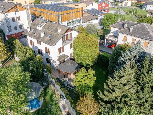 Casa in vendita a Chiuro, Lombardia