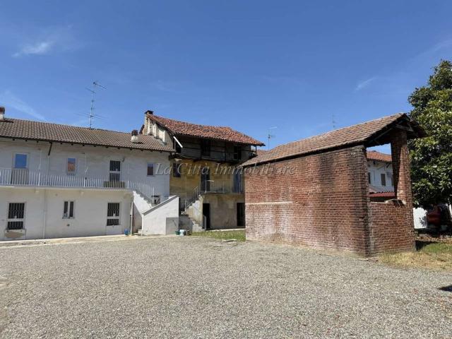 Casa in vendita a Piemonte, Novara