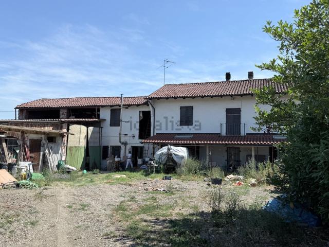 Casa in vendita a Piemonte, Alessandria