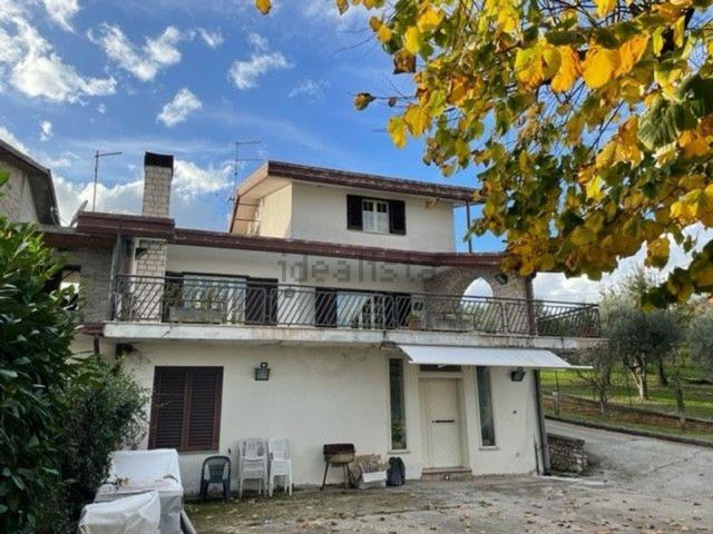 Casa in vendita a Ferentino, Lazio