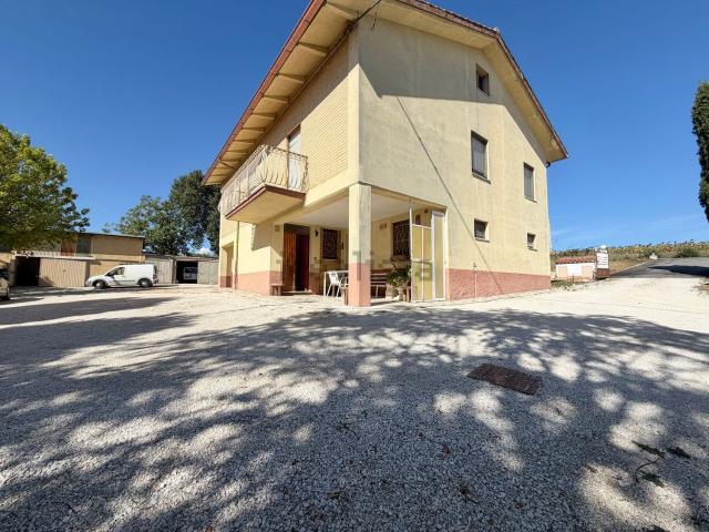 Casa in vendita a Contrada Sant'Agostino, Recanati