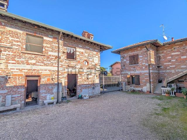 Casa in vendita a Zeccone, Lombardia