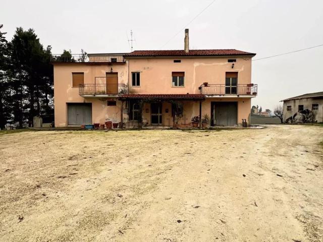 Casa in vendita a Marche, Ancona