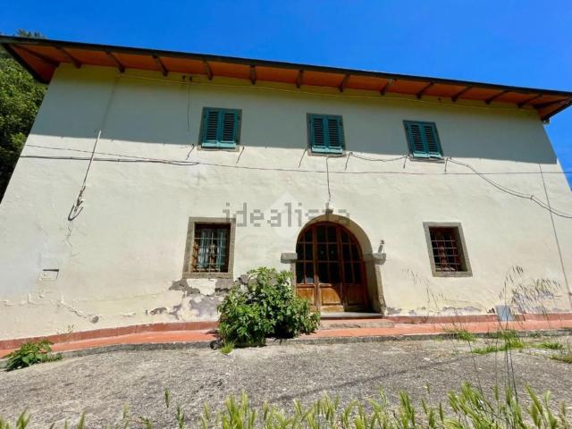 Casa in vendita a Dicomano, Toscana