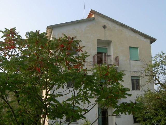 Casa in vendita a Vezzano, Prignano sulla Secchia