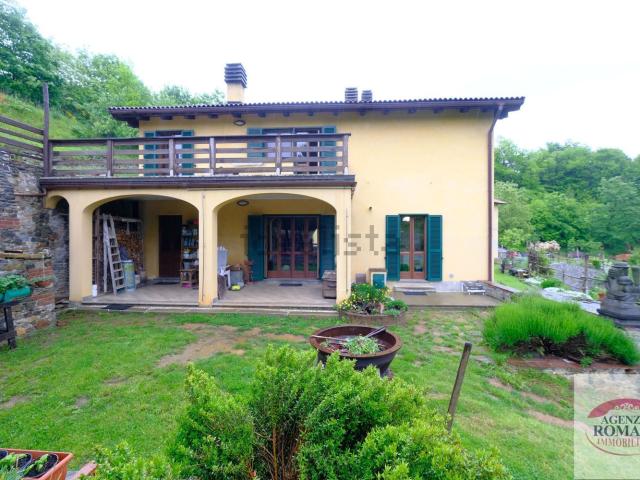 Casa in vendita a Altare, Liguria