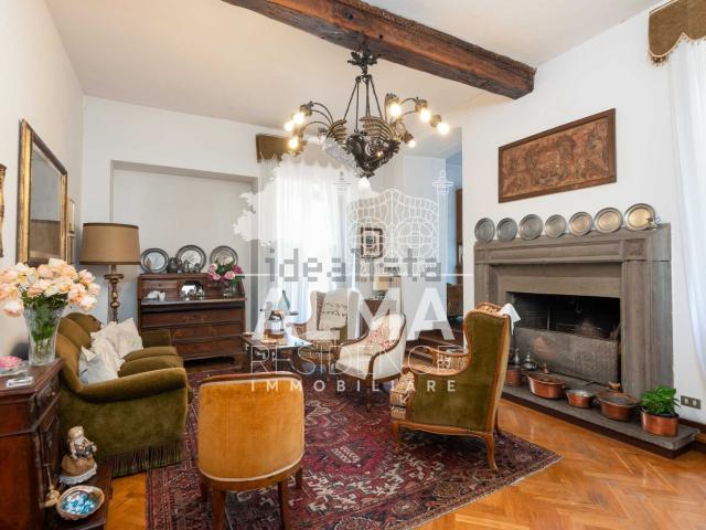 Casa in vendita a Comunità Montana della Valle Brembana, San Giovanni Bianco
