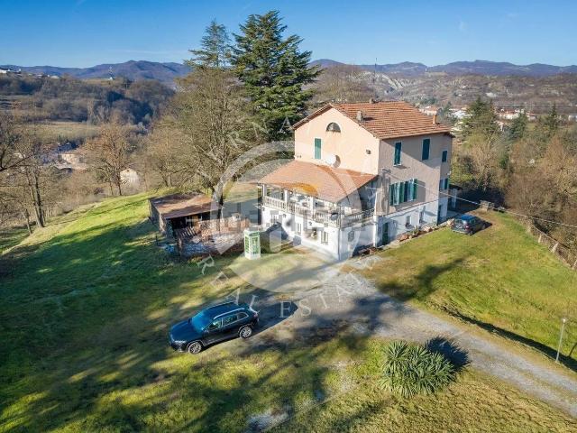 Casa in vendita a Piana Crixia, Liguria