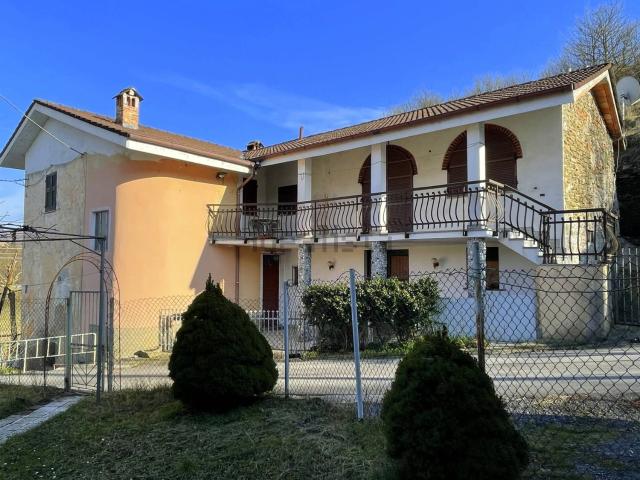Casa in vendita a Piana Crixia, Liguria