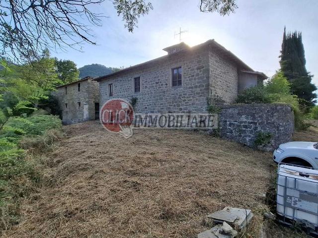 Casa in vendita a Unione di Comuni Valdarno e Valdisieve, San Godenzo