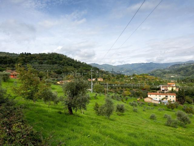 Casa in vendita a Montecatini Alto, Montecatini Terme