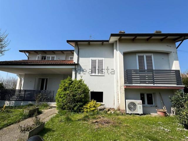 Casa in vendita a Bassa Reggiana, Re
